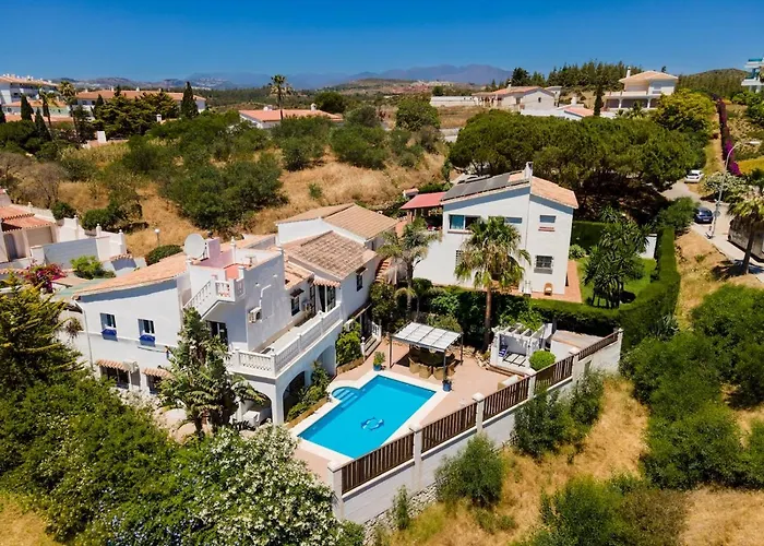 Family Mijas-costa Close To The 别墅