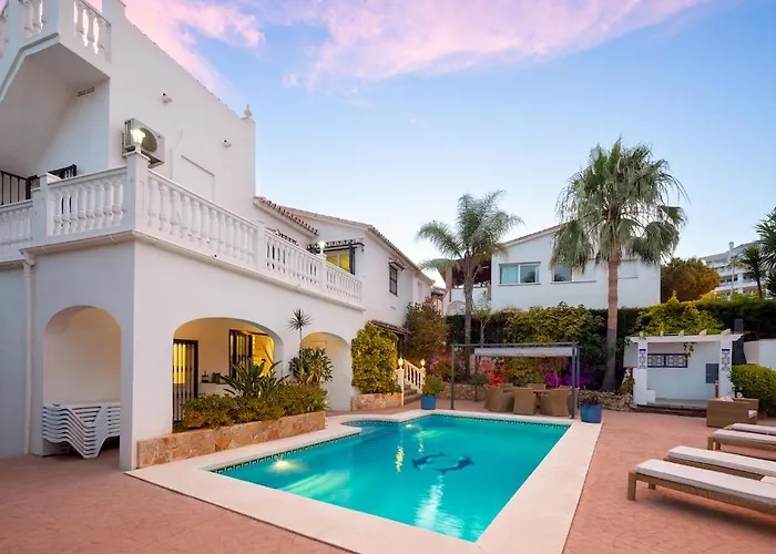别墅 Family Mijas-costa Close To The 丰希罗拉