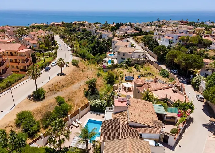 Family Mijas-costa Close To The 别墅 *